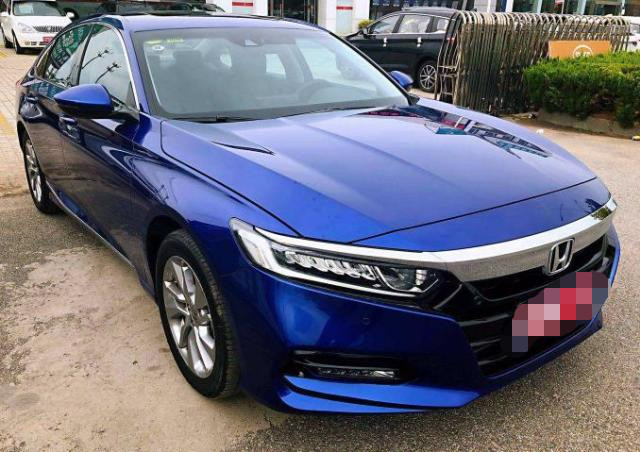 雅阁油电混动怎么样口碑,雅阁十代精英版口碑如何