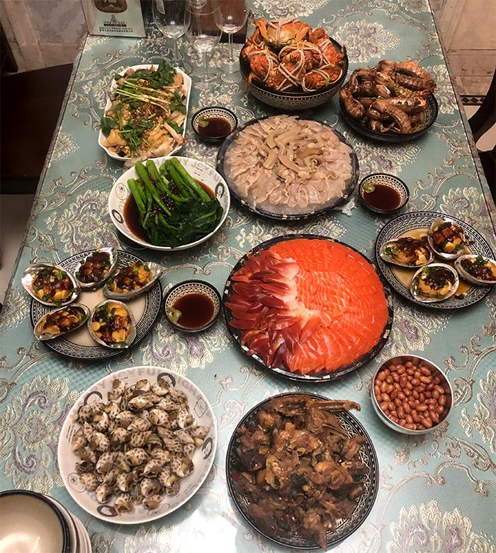 今天哥哥很大方，这一餐花了900元，道道菜是精品，样样美味