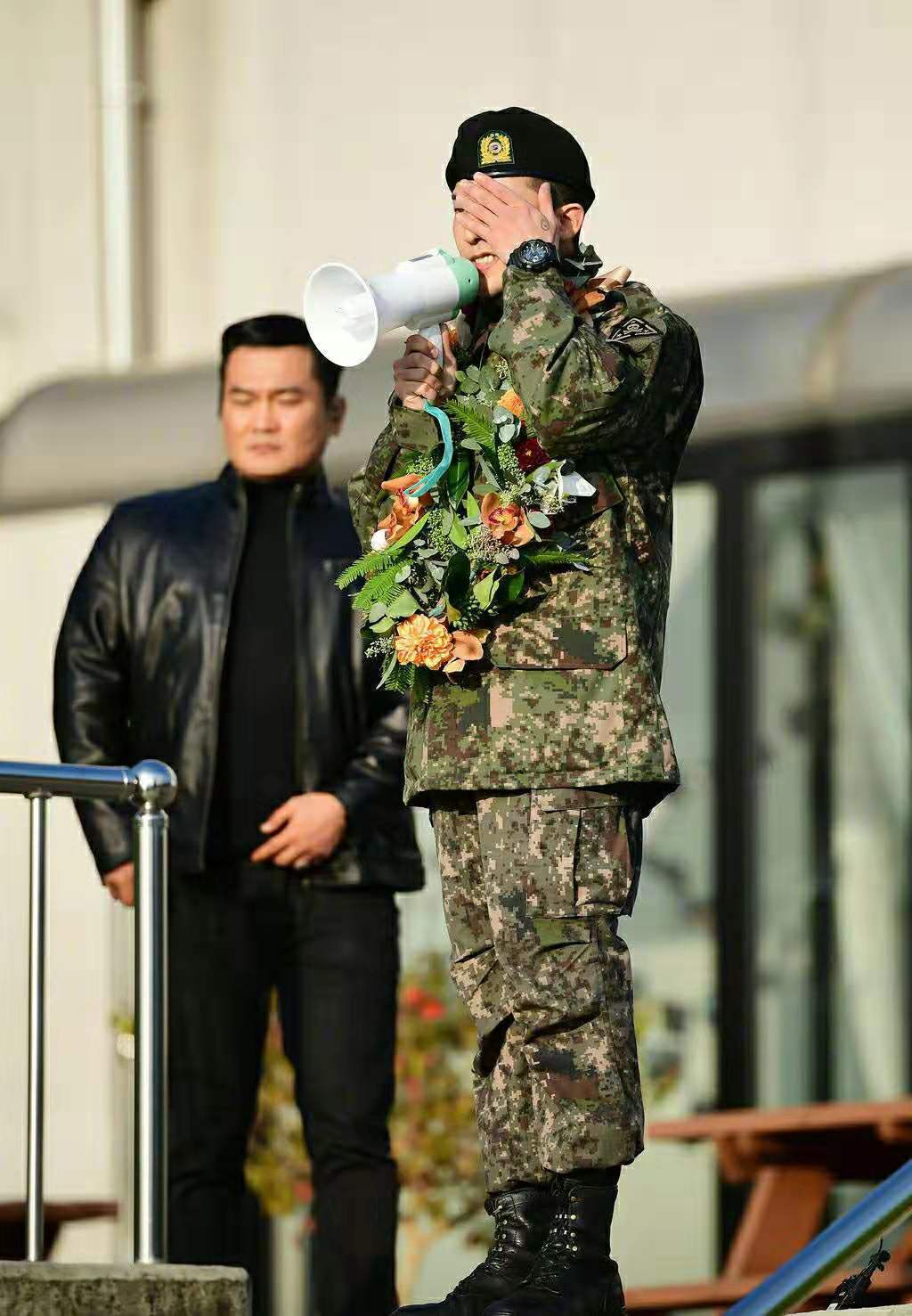 权志龙退伍后集会,权志龙服役回来的生活状况