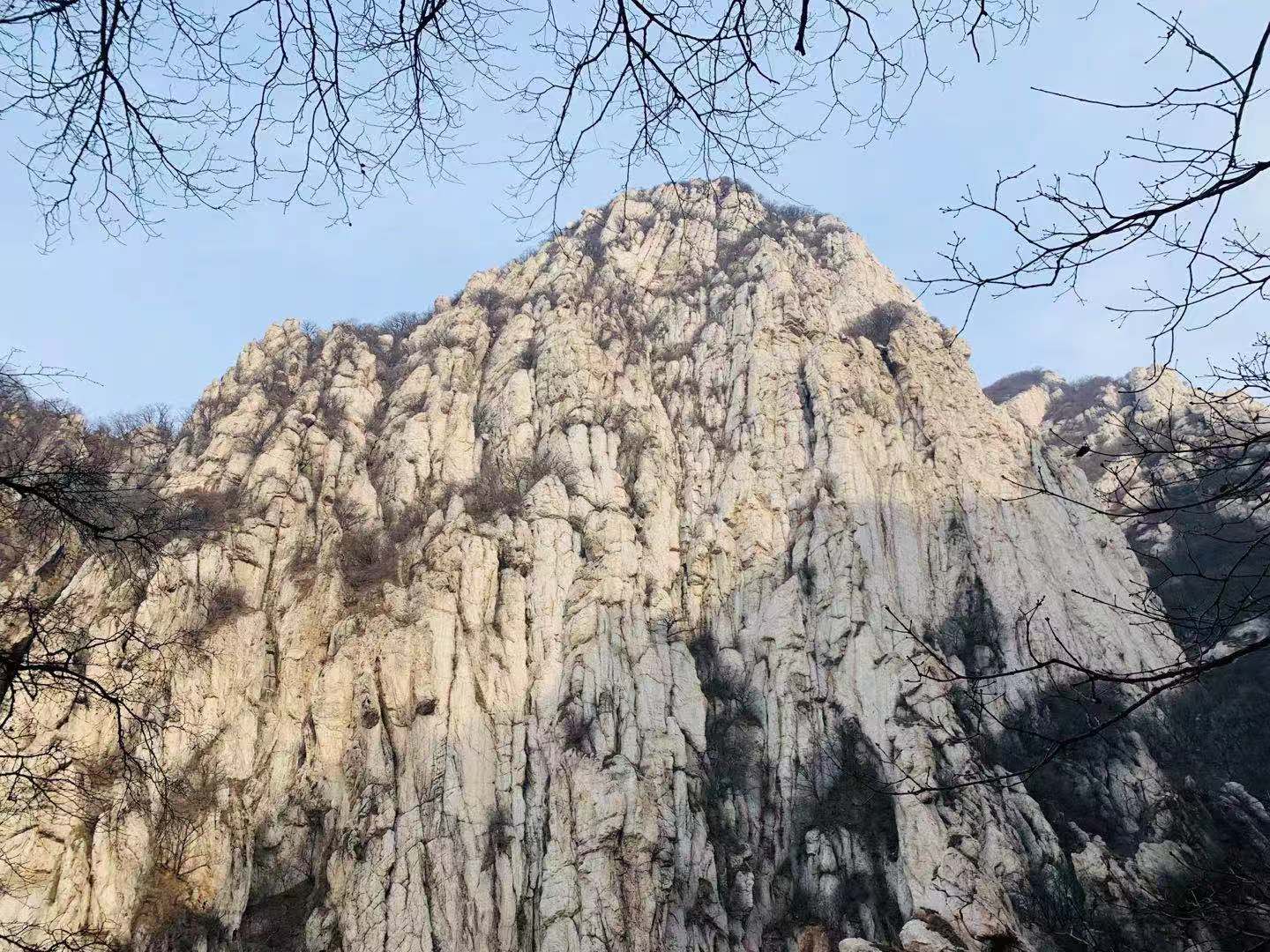 郑州少林寺一天纯玩旅游团,郑州驴友张三疯龙门大峡谷