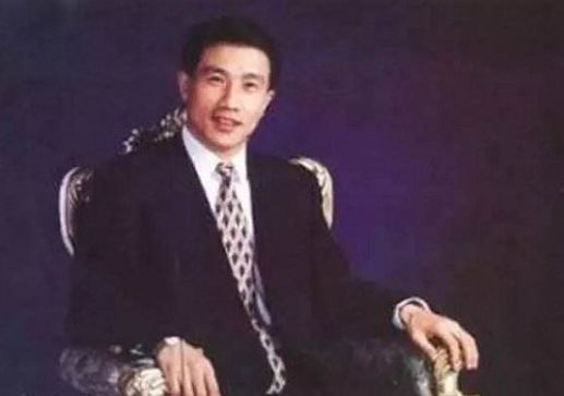 马化腾多少岁开始创业,许家印和马化腾哪个强