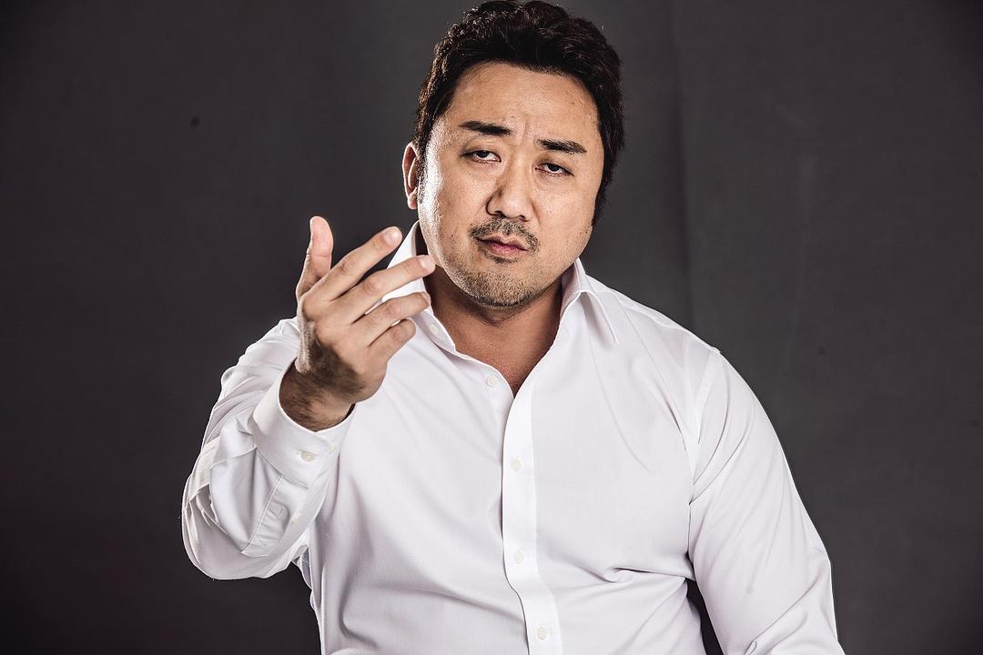 马东锡是怎样的男人,马东锡年轻时俘获女人的心