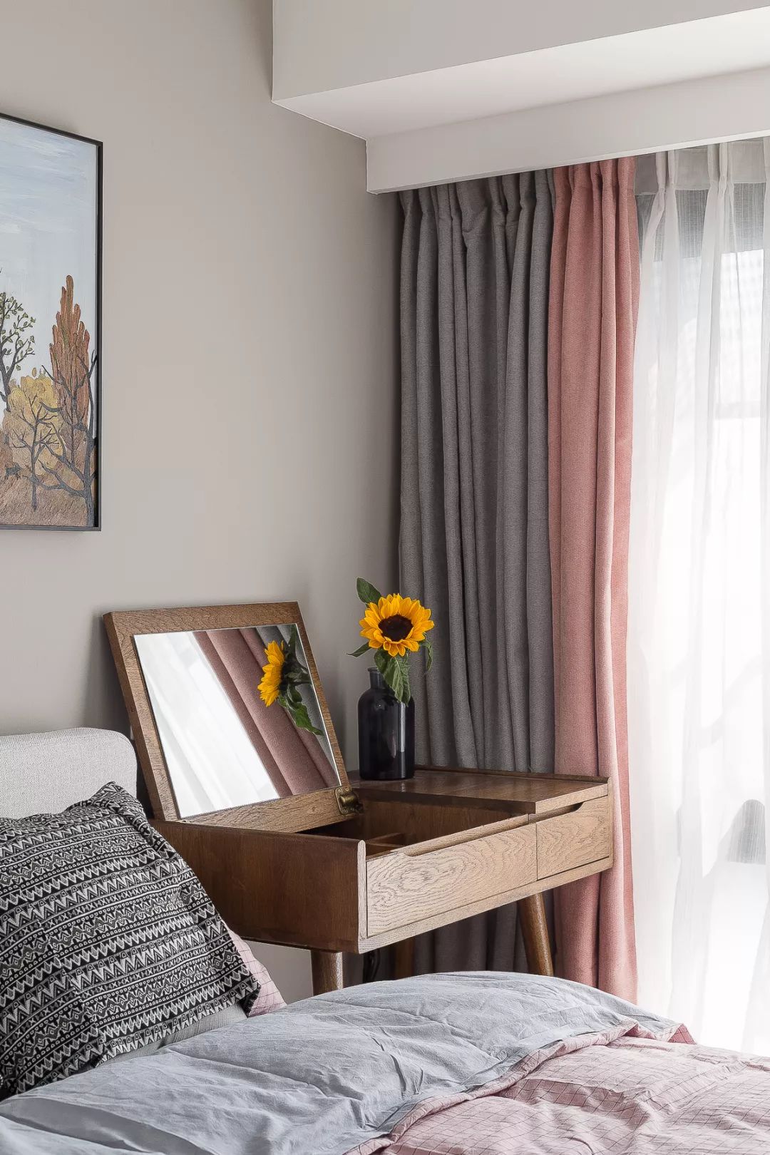 北欧两居室时尚复古赋予灵动空间,二居室户型装修70平北欧