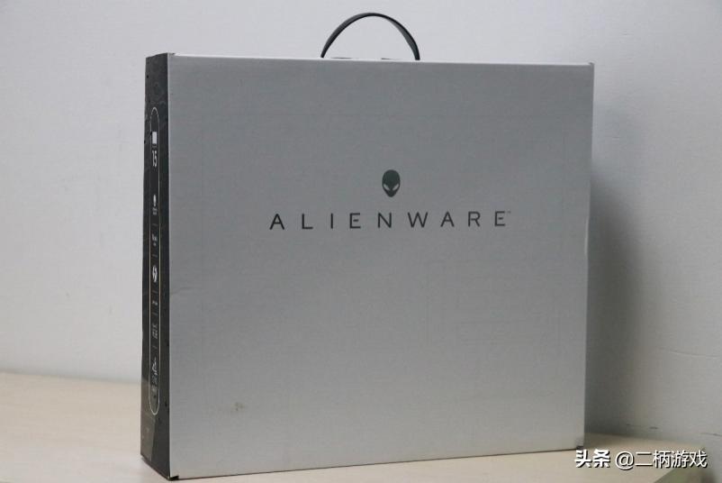 外星人m15r63070,外星人m15r62021款评测