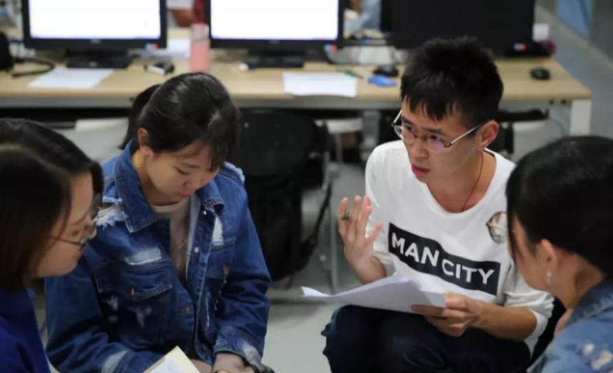 女生就业前景好的薪资高的专业,就业前景好工资高的专业排名女生