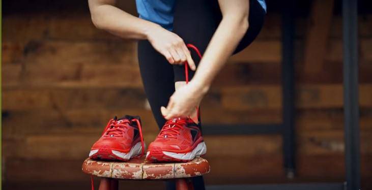 跑鞋鞋带怎么系最适合自己,跑鞋该怎么系正确的鞋带