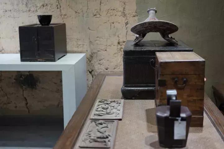 从设计师到漆艺家，他以慢对抗这世界的浮躁