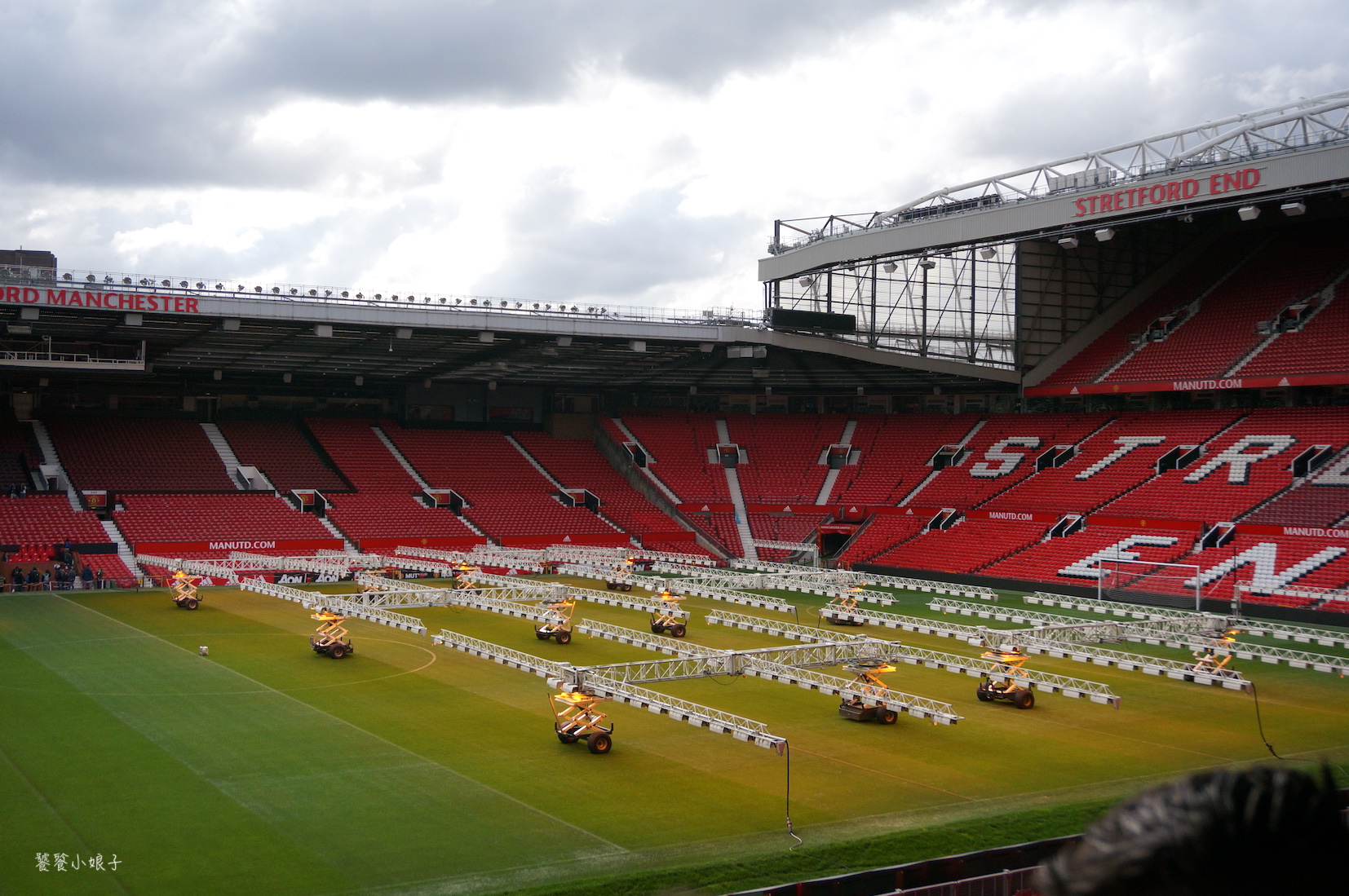 c罗重返曼联穿几号球衣,探秘更衣室