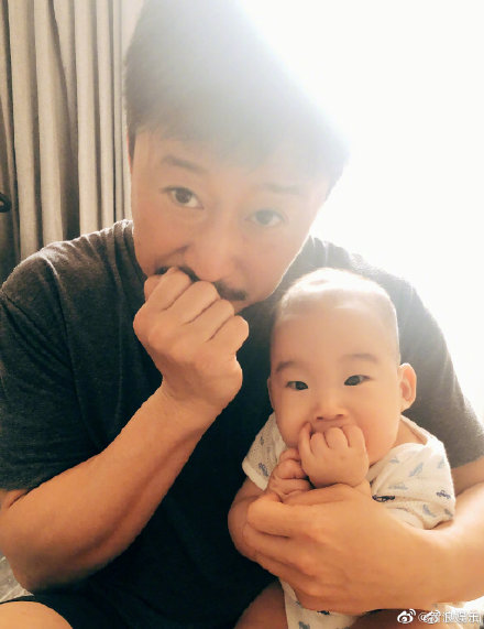 吴京谢楠经过七年之痒,谢楠让吴京跪搓衣板