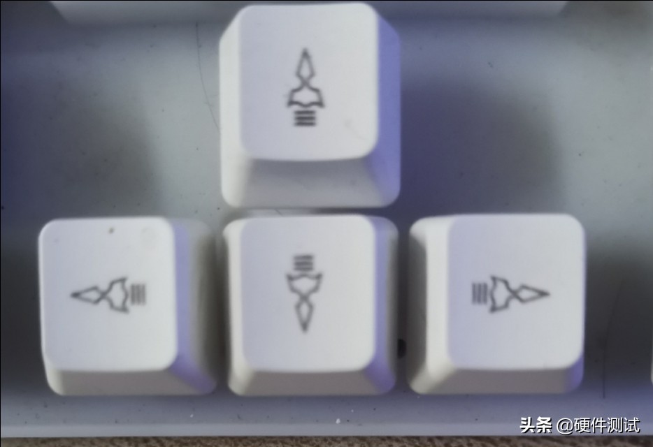 制作uefi启动的win10安装u盘,u盘安装win10怎么选择引导驱动器