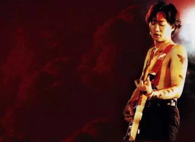 纵使世间千万曲人间再无黄家驹,世间纵有千万曲人间再无黄家驹