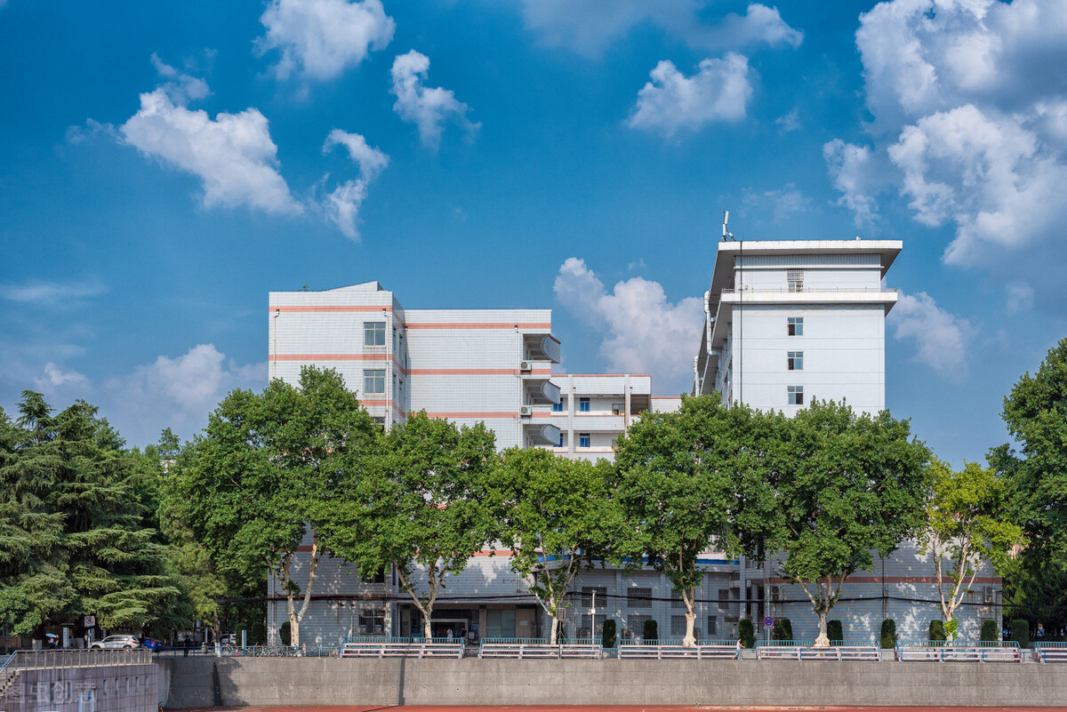 2021年深圳中考各校录取分数线,2021年深圳中考录取分数线abcd