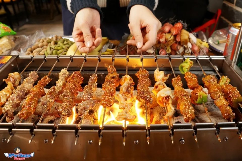 自助烤串涮肉餐厅,川式自助涮烤火锅