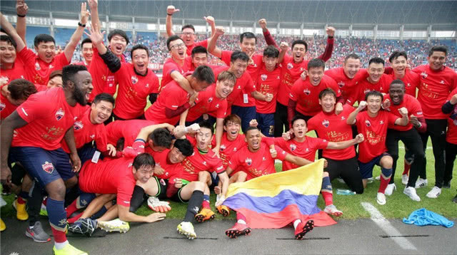 又多一支广东队！深圳大胜重返中超，这样的剧情只有两次