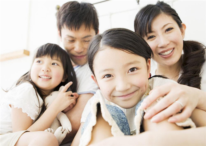 孩子遇到挫折就崩溃,孩子在遇到挫折后出现的情绪问题