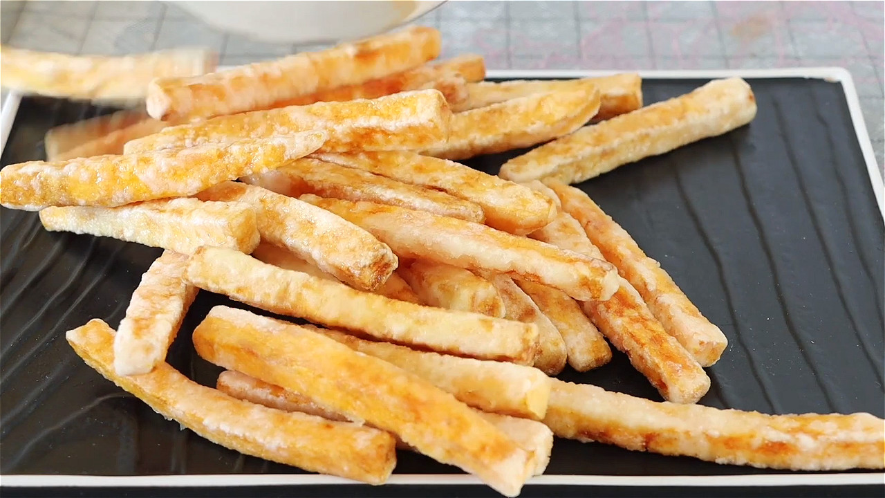 薯条的家庭版做法酥脆又好吃,薯条做法家庭版又脆又好吃