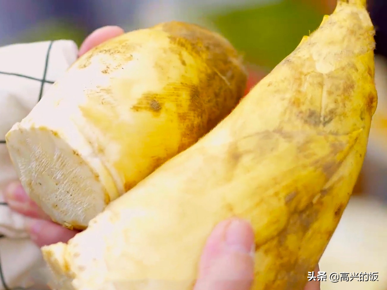 竹笋的家常做法春笋焯水后怎么放,春笋烧排骨笋子要不要焯水