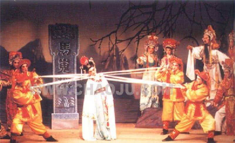 杨贵妃死在马嵬坡真相大揭秘,马嵬坡的墓中有杨贵妃的尸体吗