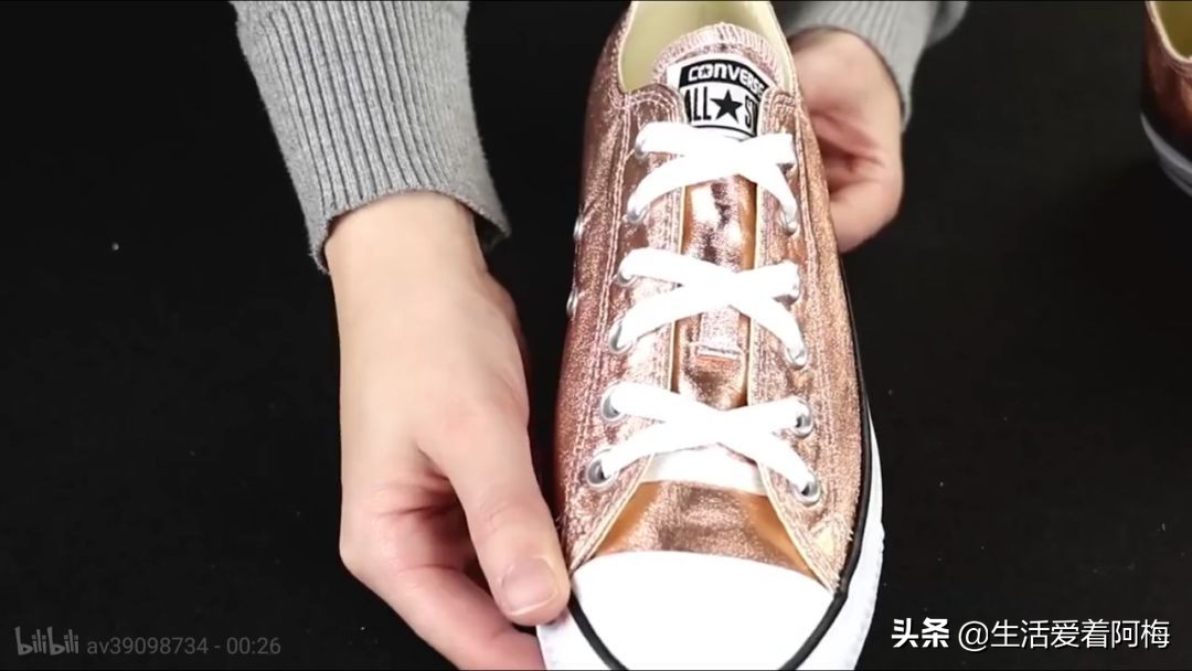 鞋带怎么穿8种漂亮的系鞋带方法,怎么系鞋带才能让鞋带系得更紧实