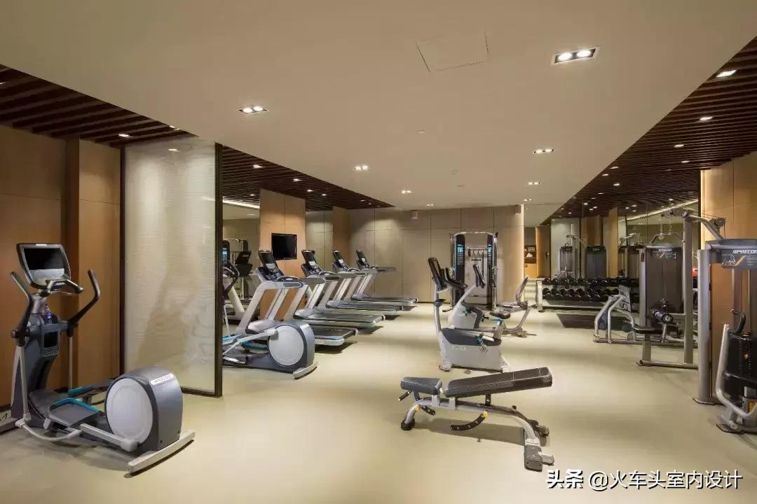 厦门希尔顿逸林酒店潜水池,厦门海沧正元希尔顿逸林酒店招聘