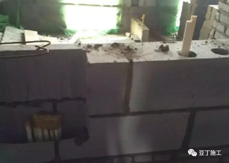 水电安装包打孔和开槽吗,水电线管开槽施工方案