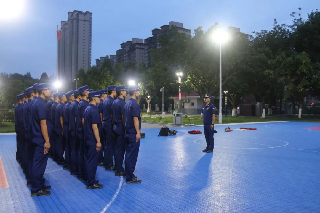应急救援队伍主要装备,应急救援装备配备齐全有效