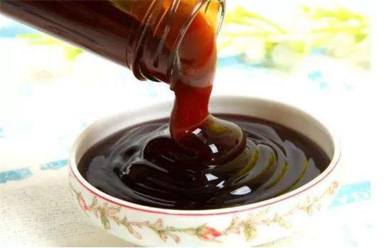 生抽味极鲜蒸鱼豉油哪个味道更好,放蚝油酱油鱼露炒菜还用放盐吗