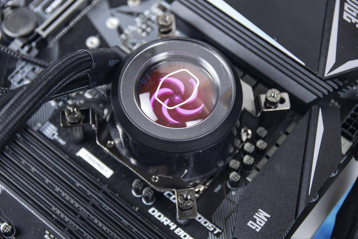 酷冷至尊散热器水冷4790k,酷冷至尊vtg240水冷散热器