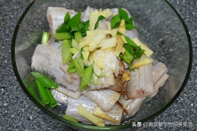 鱼刺都能吃的带鱼做法,带鱼简单又好吃的家庭做法