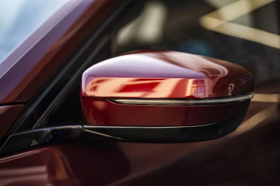 宝马1系125i曜夜版隐藏功能,新款宝马三系可以刷哪些隐藏功能