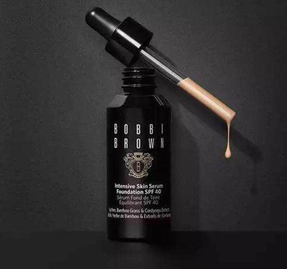 夏天适合用哪款粉底液,风大的粉底液好不好