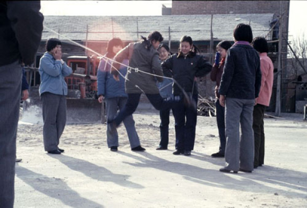 小孩现在经常说流行的顺口溜,80后的民间儿童顺口溜