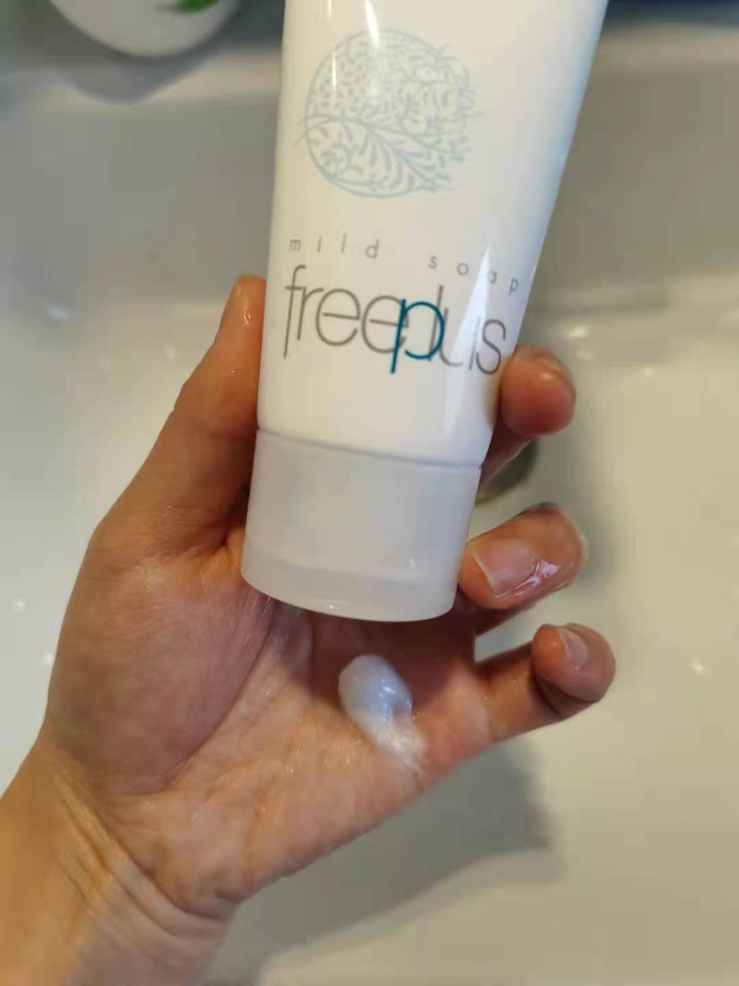 干皮春夏护肤推荐什么品牌,熬夜党学生党春夏精简护肤水乳