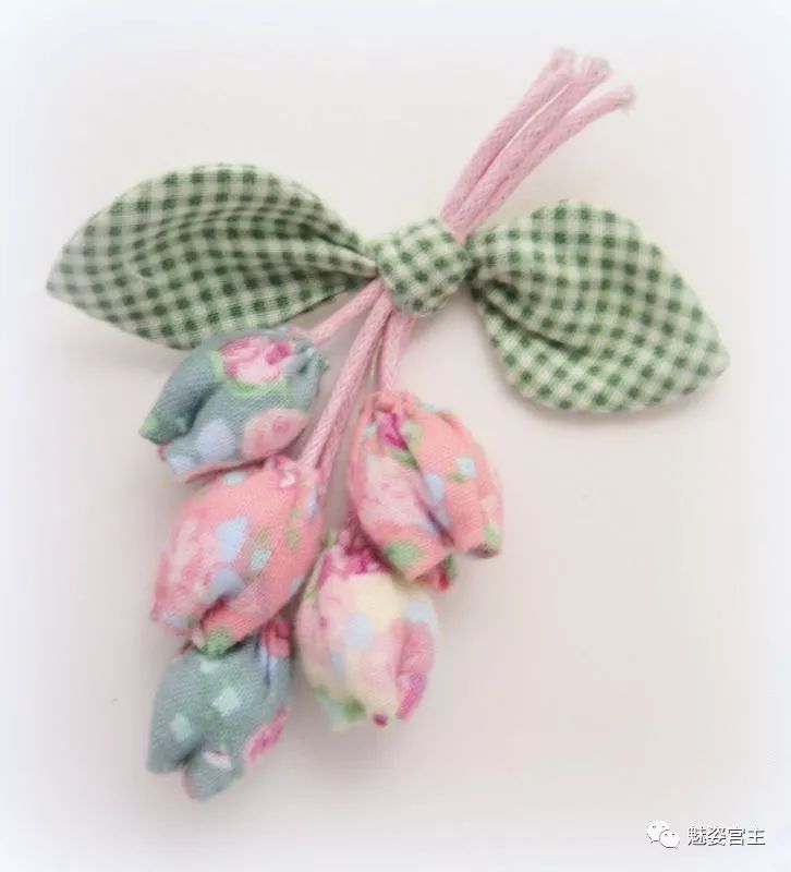 怎么制作花朵手工布料教程,怎么用剩下的布料做衣服上的小花
