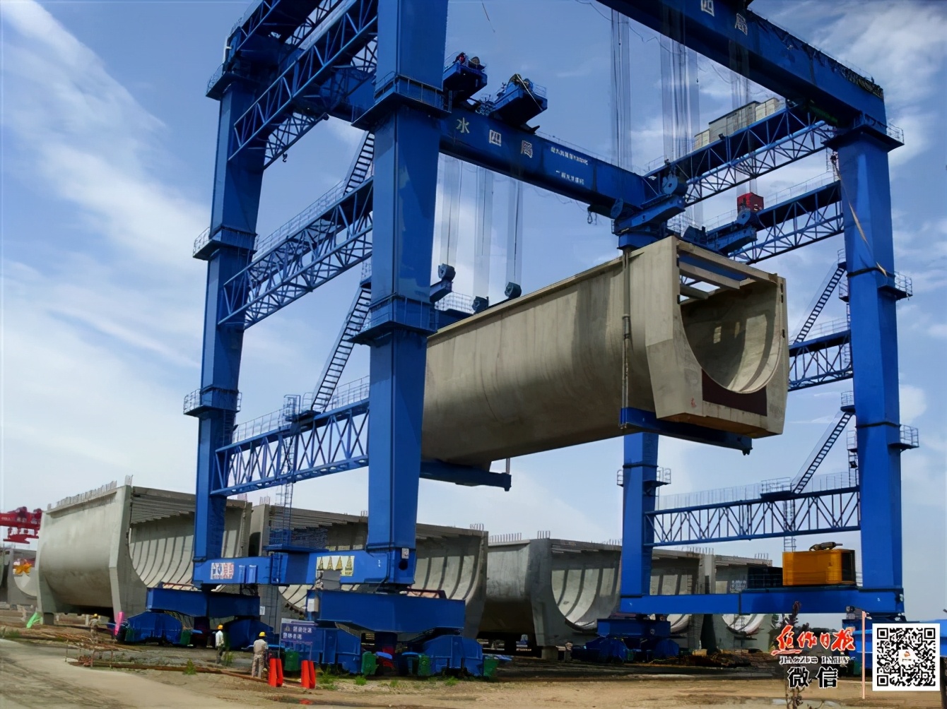 天河公园再添新景！又一钢铁巨侠安家焦作