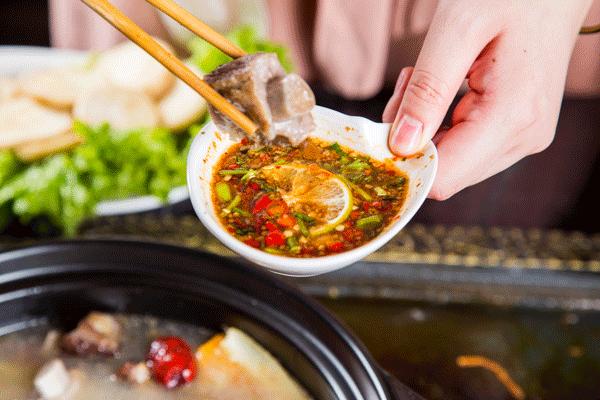 腊排骨火锅图片大全大图,腊排骨火锅是哪里的特点菜
