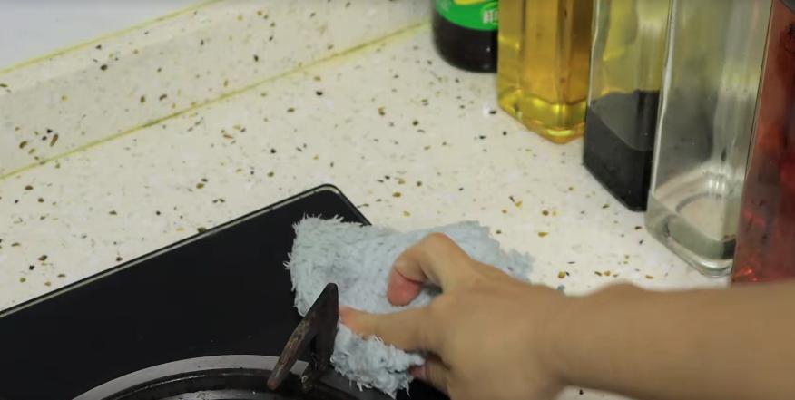 不买蟑螂药怎么轻松消灭蟑螂,买的蟑螂药怎么都不管用啊