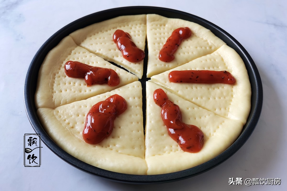 在家做好吃的披萨的方法,懒人做法在家就可以做披萨