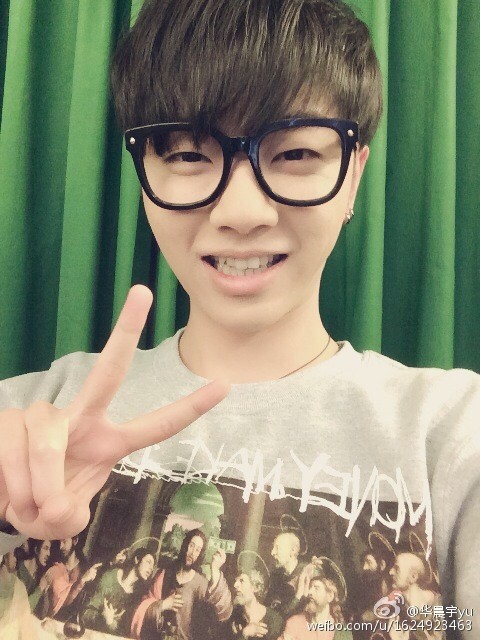 华晨宇植发的医院是哪里,华晨宇植发图片是真的吗