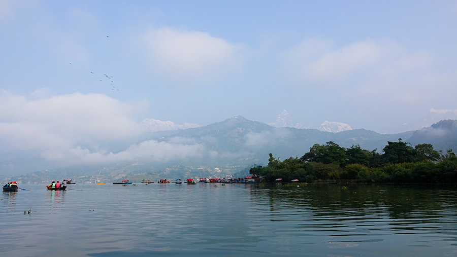 尼泊尔十堰,尼泊尔为什么这么穷