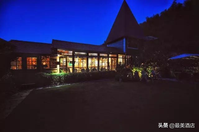 为一姑娘，10年他把30亩荒地打导致梦想家园，让人懂得真爱的意义