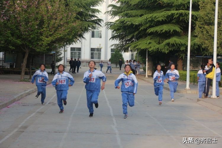 杩愬姩鍋ュ効鏄捐韩鎵嬫椂浠ｉ獎瀛愮珵椋庢祦,杩愬姩鍋ュ効璧涘嚭椋庨噰璧涘嚭鎷兼悘