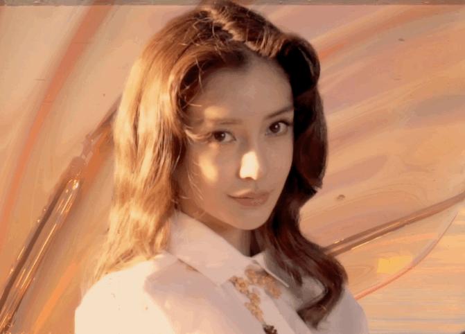 “嫩模皇后”杨颖的升级打怪史，小说都不敢这么写