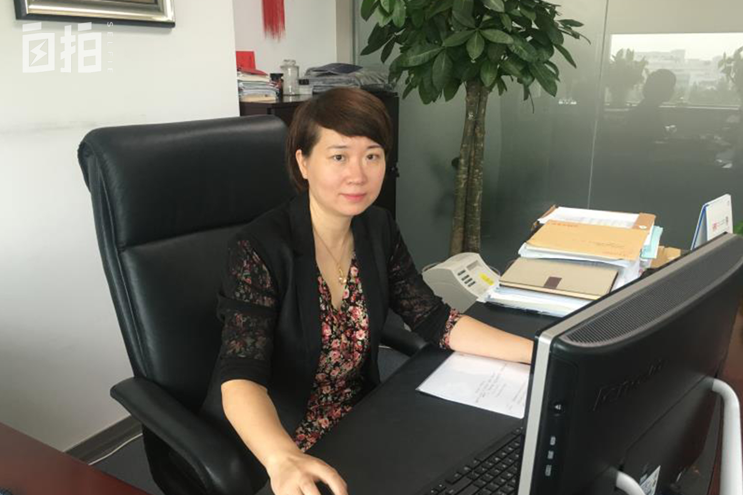 被同龄人刺激，我46岁从国企辞职，卖了上海闹市房，一个人到美国读书