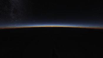 地球走向何处,地球南北极通往何处视频