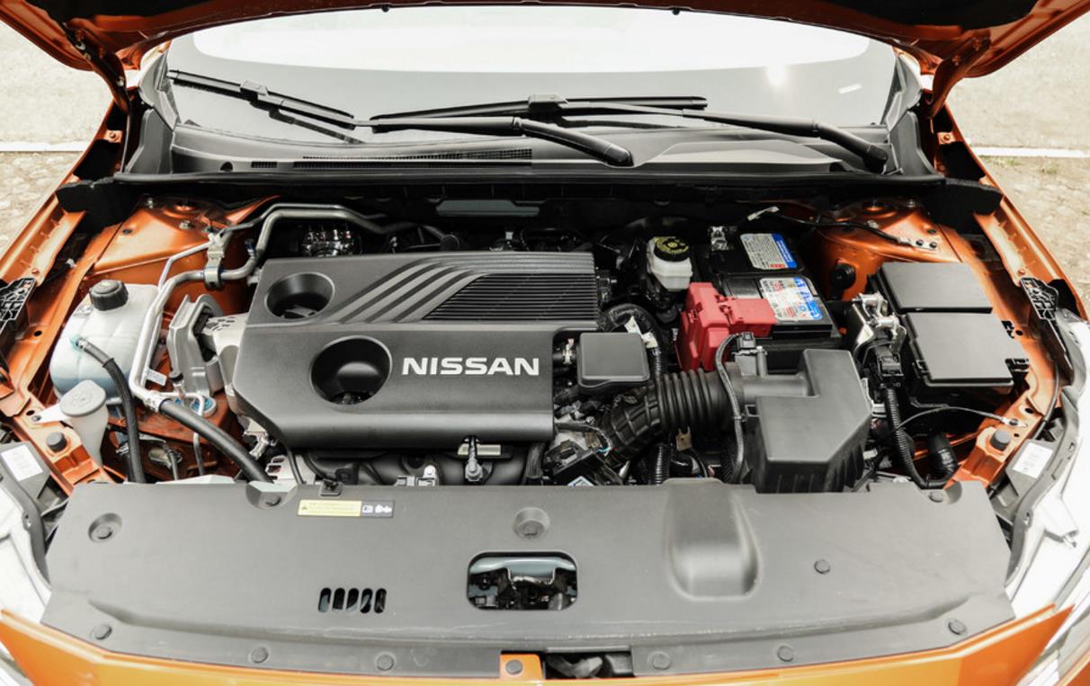 全新轩逸对比新款卡罗拉,2020轩逸和全新卡罗拉