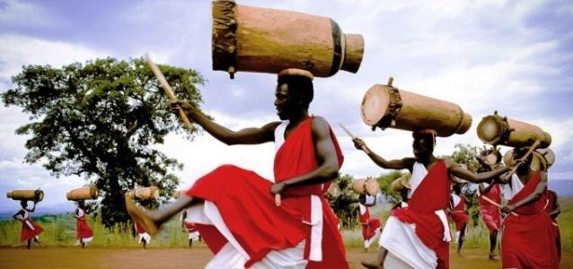 非洲布隆迪，最不发达国家之一，一辆“二八大杠”能养活一家人