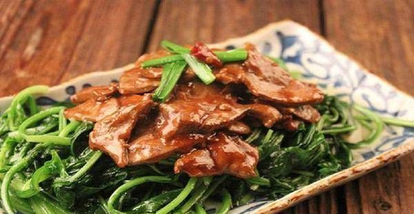 羊肝炒菠菜怎么做好吃窍门,香煎鳕鱼鲜虾排