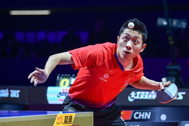 乒乓球如何发正手位短球,正手抢拉半出台下旋球