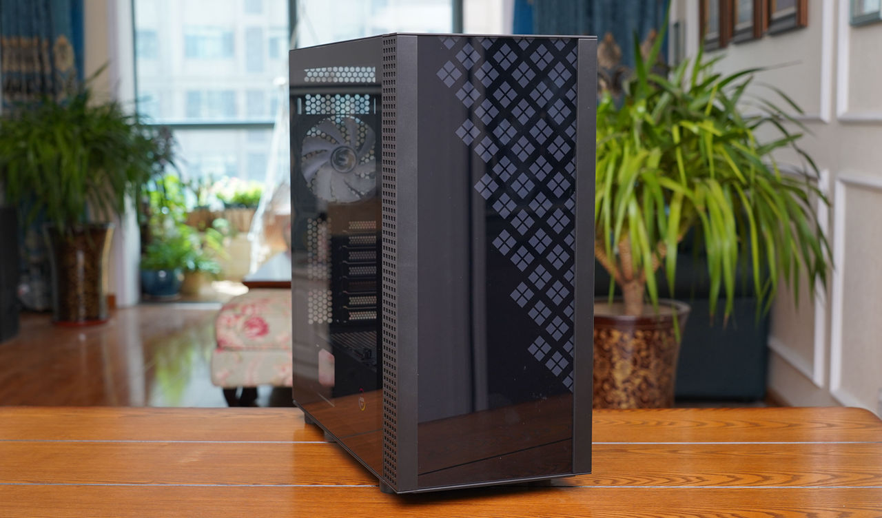 私房钱告急，618用10700K+RTX2080Ti打造了一台2万元的电脑